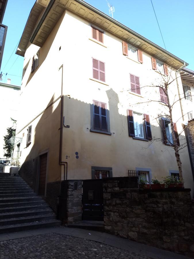 Hotel A Due Passi Bergamo Esterno foto